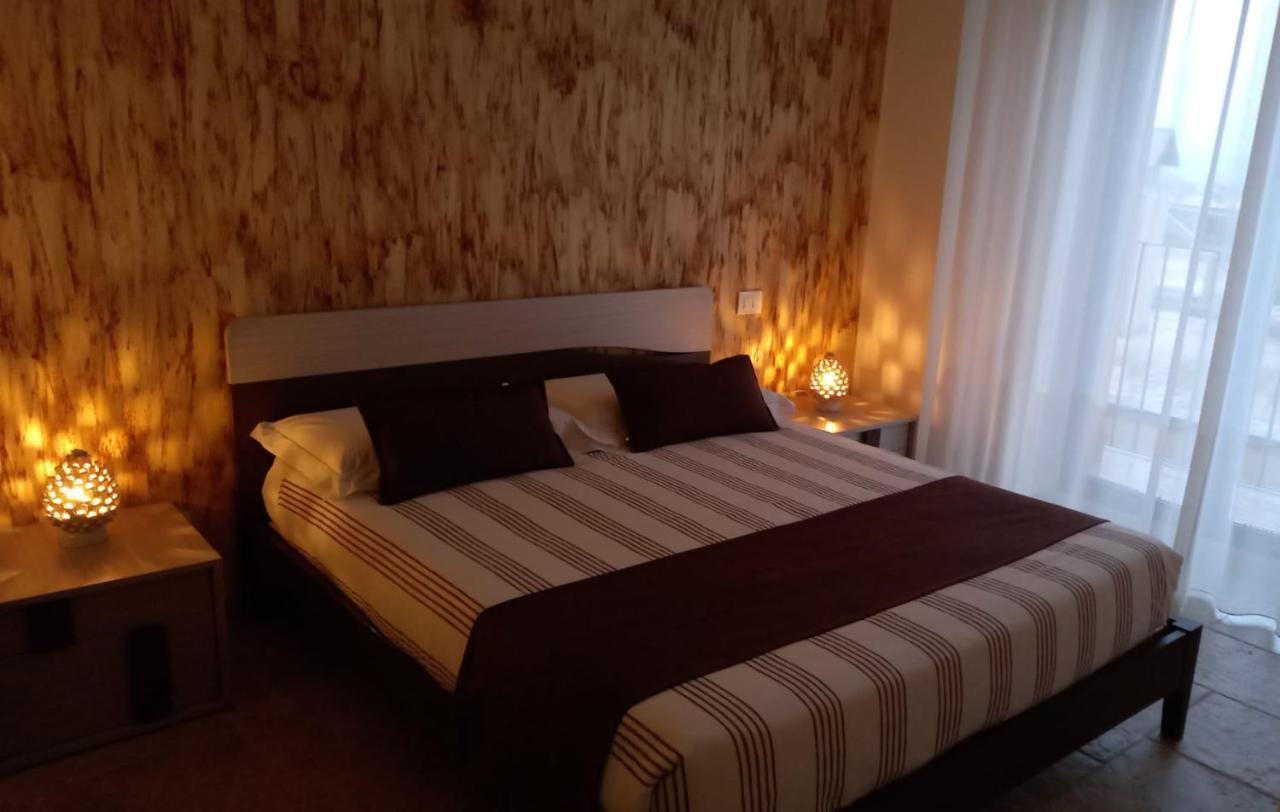 B&B Imori Caltagirone Buitenkant foto